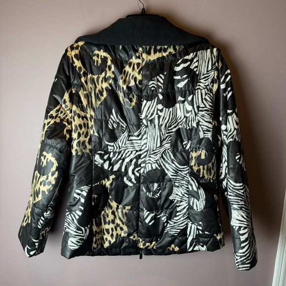 Chico’s Zenergy Reversible Animal Print/Black Puffer Jacket - Picture 9 of 10